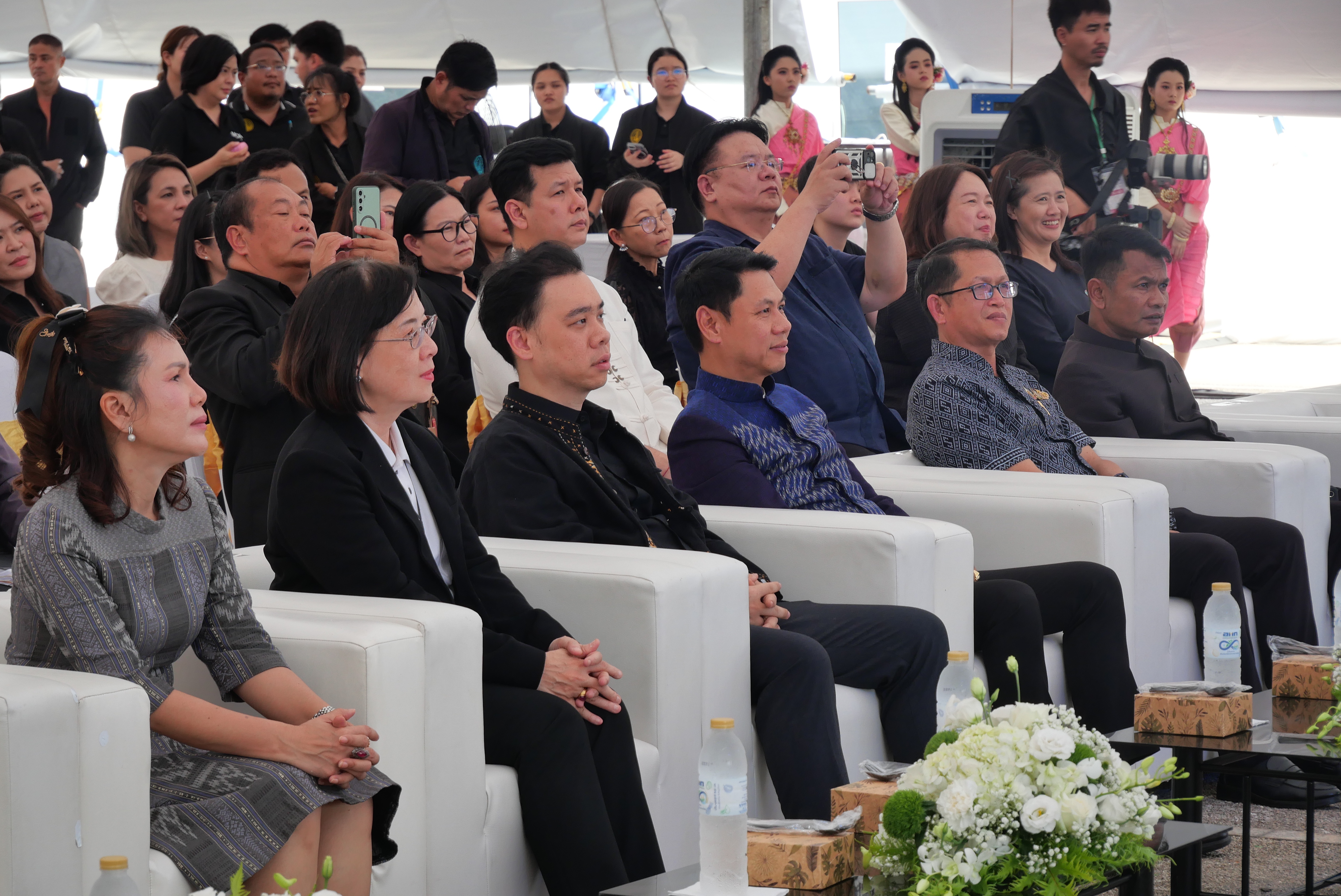 title - ส.ป.ก.ร่วมพิธีเปิดงาน 